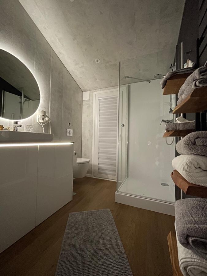 Voralpen Lodge - Ferienhaus Mit Gym & Wellnessbereich Traisen Kültér fotó