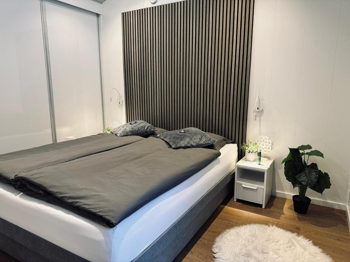 Voralpen Lodge - Ferienhaus Mit Gym & Wellnessbereich Traisen Kültér fotó