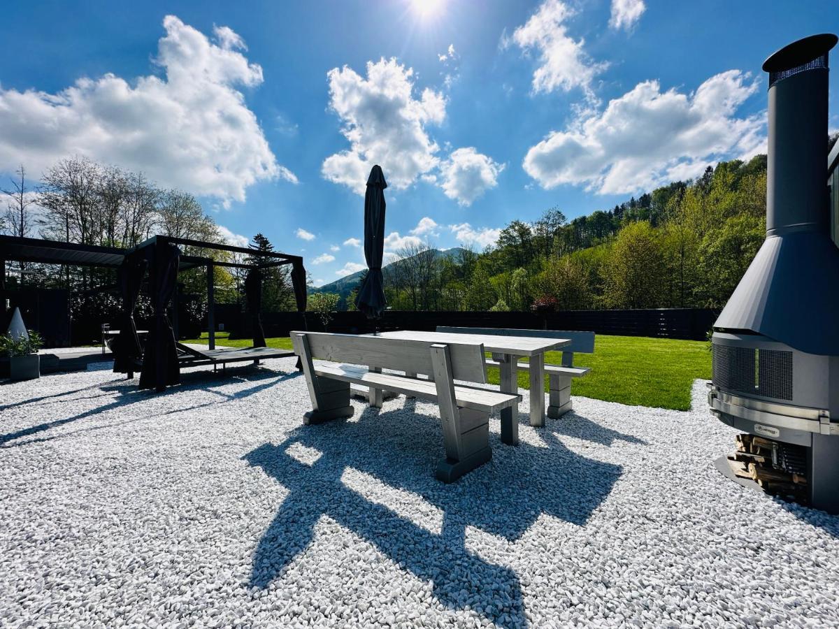 Voralpen Lodge - Ferienhaus Mit Gym & Wellnessbereich Traisen Kültér fotó